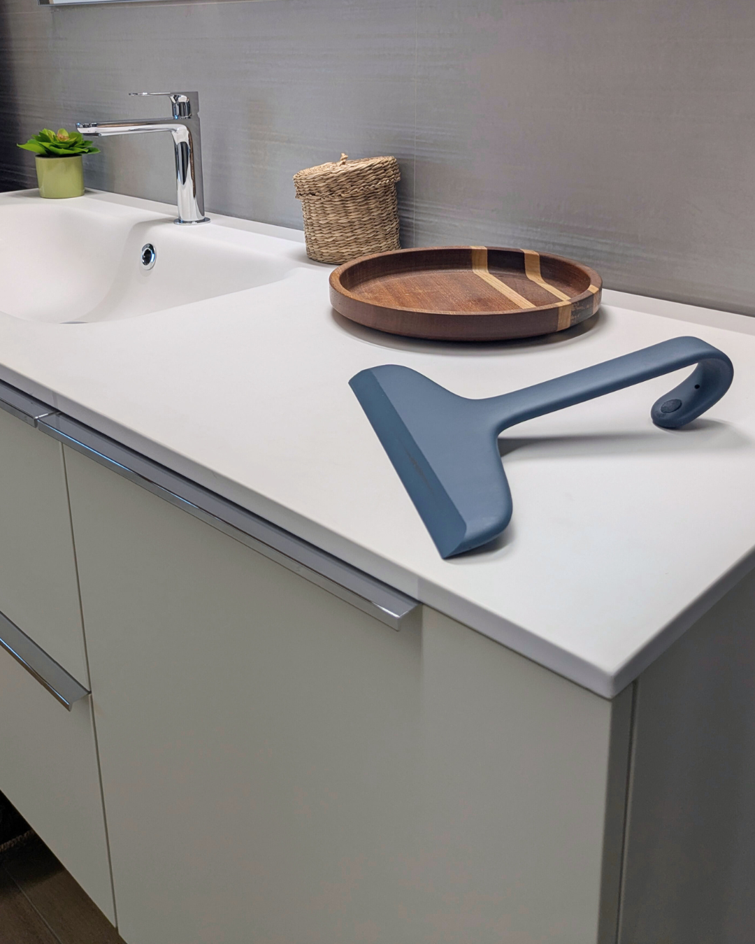 Arredo Bagno / Finiture / Arredo Interno